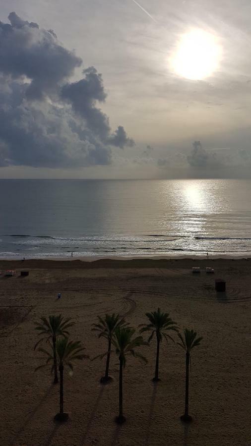 Apartamento De Lujo En Primera Linea De La Playa De Cullera Con Vistas Al Castillo Exterior photo